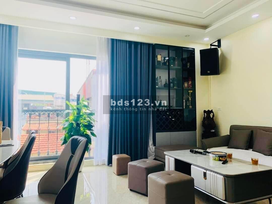 BÁN NHÀ CỰC ĐẸP CẦU GIẤY - 2 MẶT THOÁNG - CÁCH PHỐ 40M - NHÀ MỚI ĐẸP Ở NGAY - 35M2x7T - CHỈ 6.8 TỶ