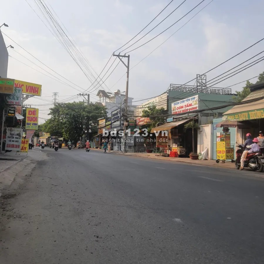 CHỦ CẦN BÁN GẤP LẮM RỒI MẶT TIỀN ĐƯỜNG GIÁ TỐT KINH DOANH MỌI NGHÀNH NGHỀ GIÁ 9,5 TỶ