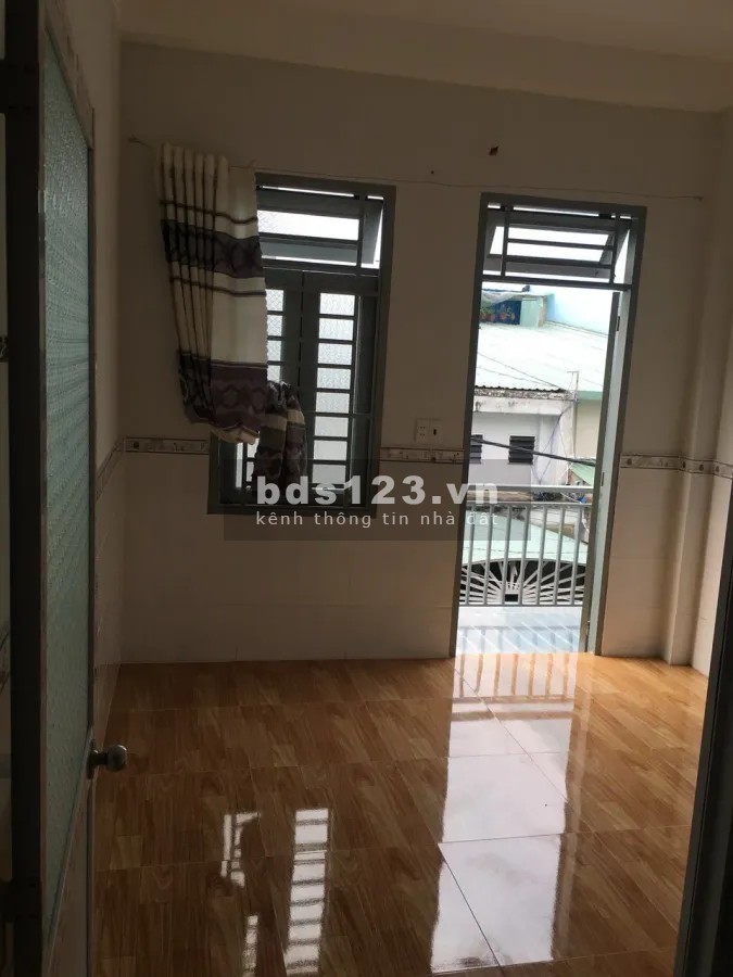 CHỦ CẦN BÁN GẤP LẮM RÙI,NHÀ CÁCH ĐƯỜNG LỚN 2 PHÚT ĐI BỘ, XE HƠI VÔ TẬN CỬA GIÁ 5 TỶ2