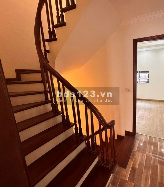 Hiếm - Bán Nhà Mỹ Đình - 5 Tầng - Gần Hồ Điều Hòa - Dt 34,5 m2 - 5.1Tỷ