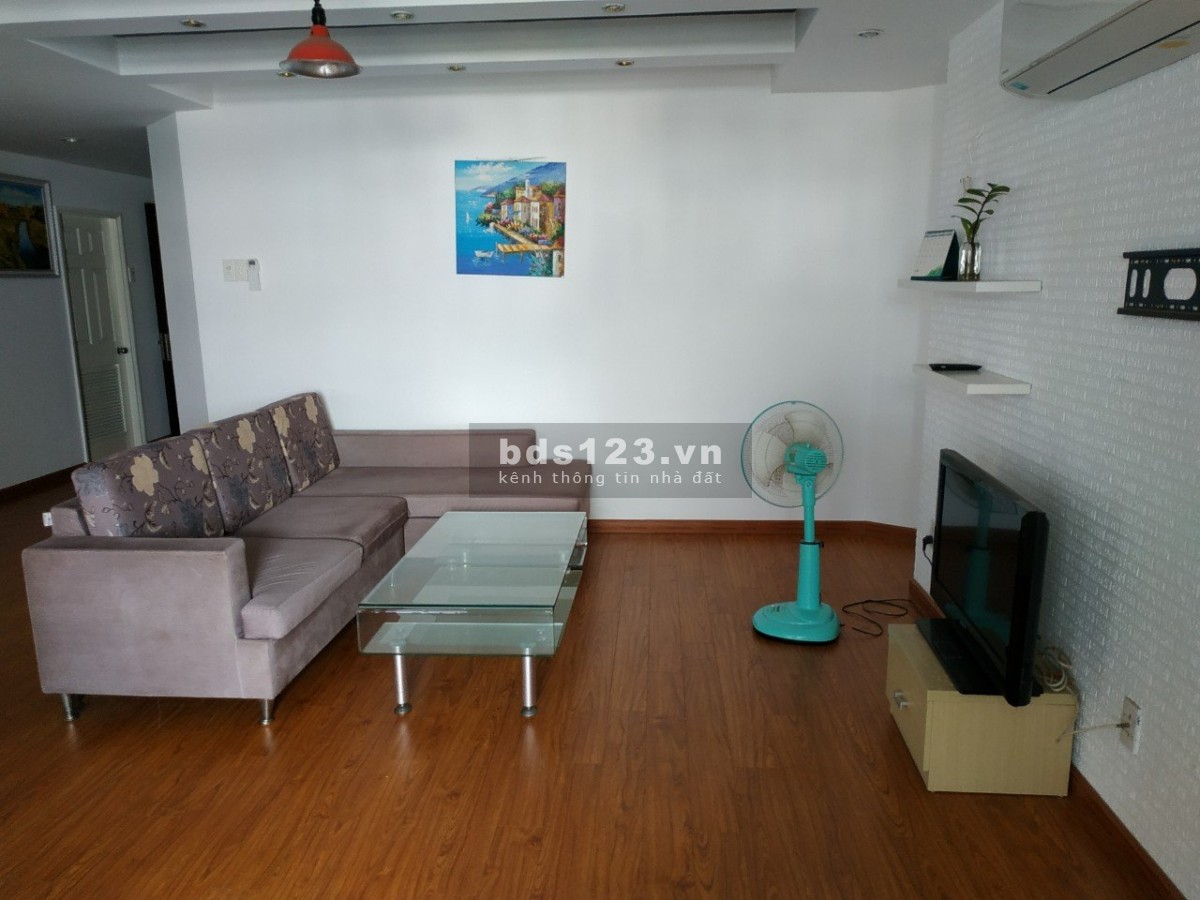 Chung cư Bưu Điện, Lý Thường Kiệt,p14, Quận 10: 90m2,2p ngủ, Nt, 12tr