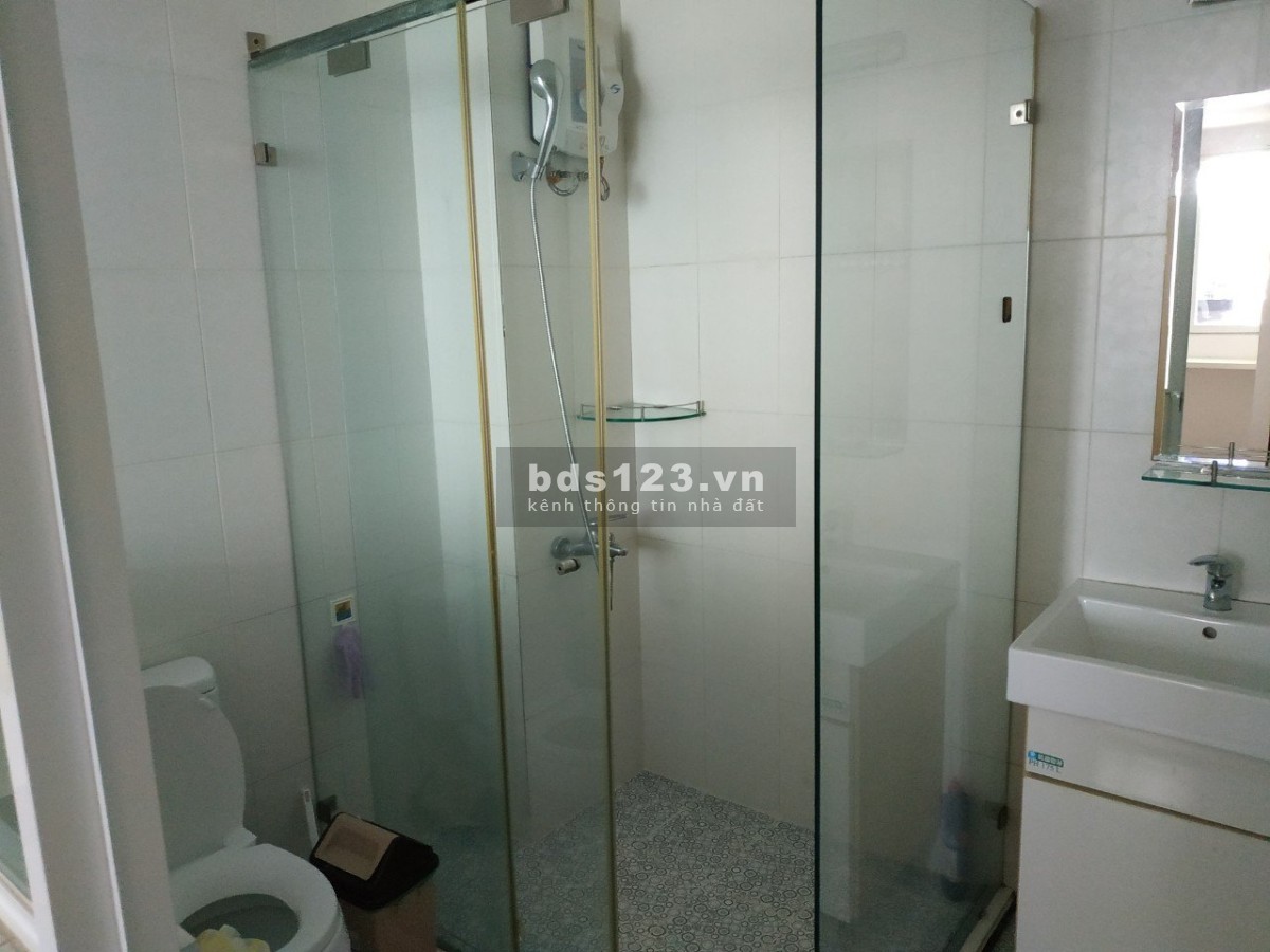 Chung cư Bưu Điện, Lý Thường Kiệt,p14, Quận 10: 90m2,2p ngủ, Nt, 12tr