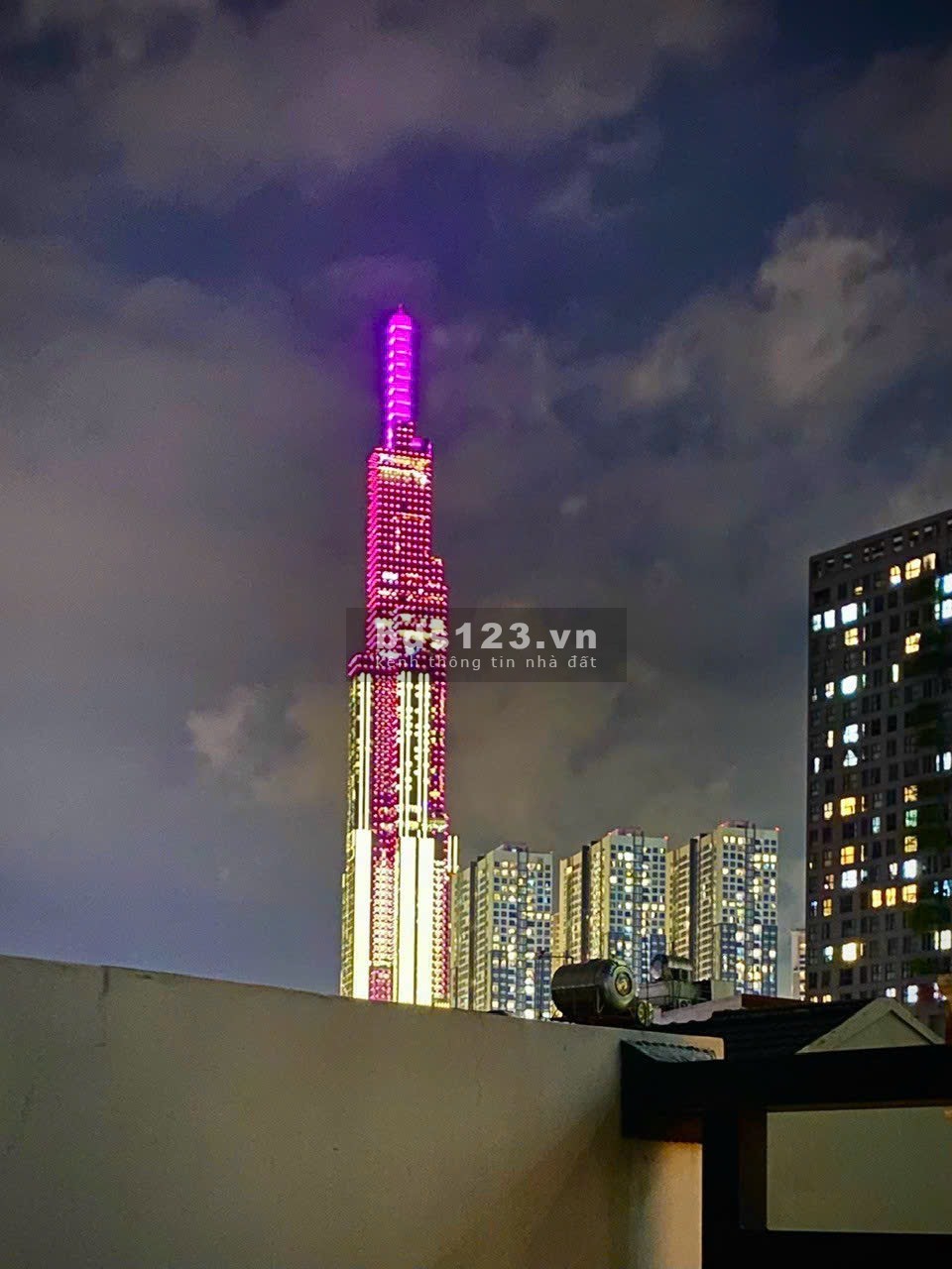 CHO THUÊ PHÒNG CỬA SỔ VÕ OANH BT - VIEW LANDMARK 81 - NỘI THẤT CAO CẤP - TRANG BỊ PCCC CAO CẤP