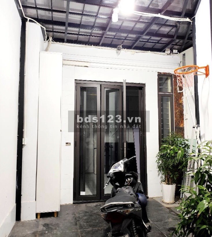 Nhà mới đẹp Xa La Hà Đông 42m2 x 5 tầng chỉ 4 tỷ 7