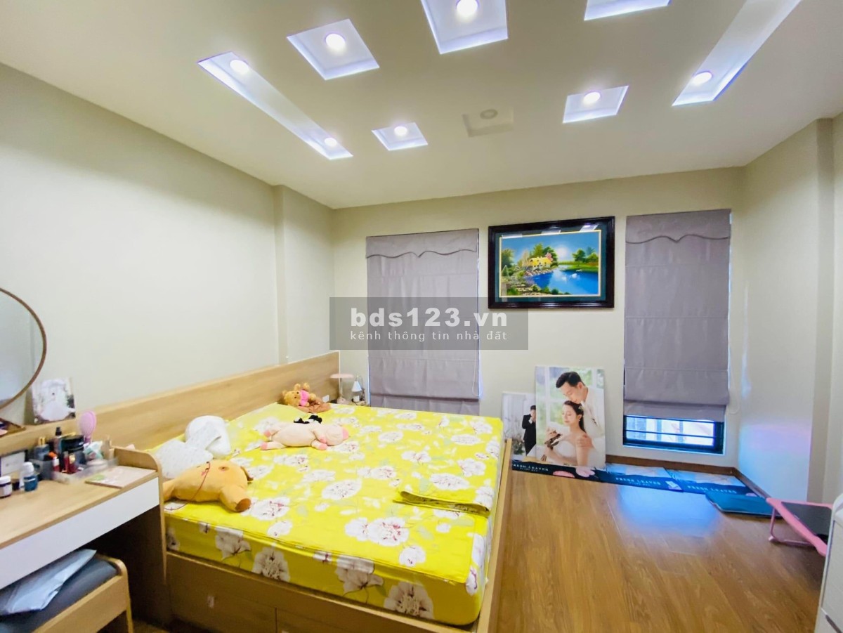 Sở Hữu Ngay Nhà Giáp Nhất 53m2 x 6T Vị Trí Đắc Địa Tại Q. Thanh Xuân, Giá Cực Tốt.