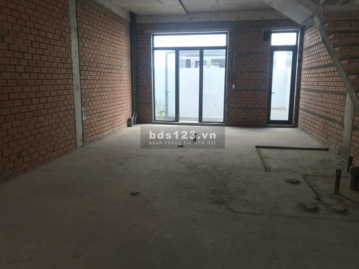 BÁN BIỆT THỰ 200m2 Khu dân cư Lavila Huyện Nhà bè, đủ tiện ích nội khu, an ninh 24/24, GIÁ 10 TỶ