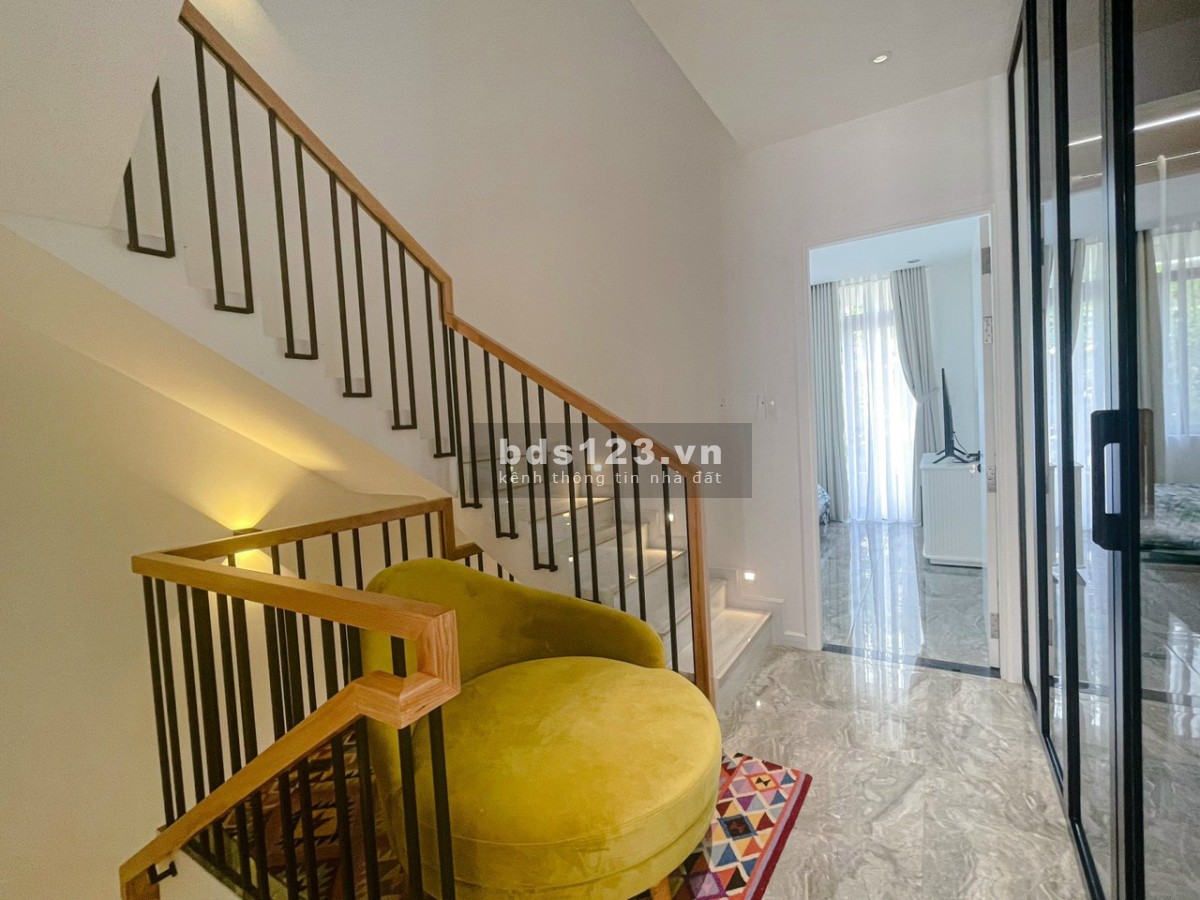BIỆT THỰ 3 TẦNG FULL NỘI THẤT KHU DÂN CƯ LAVILA NHÀ BÈ, tiện ích nội khu, bảo vệ 24/24