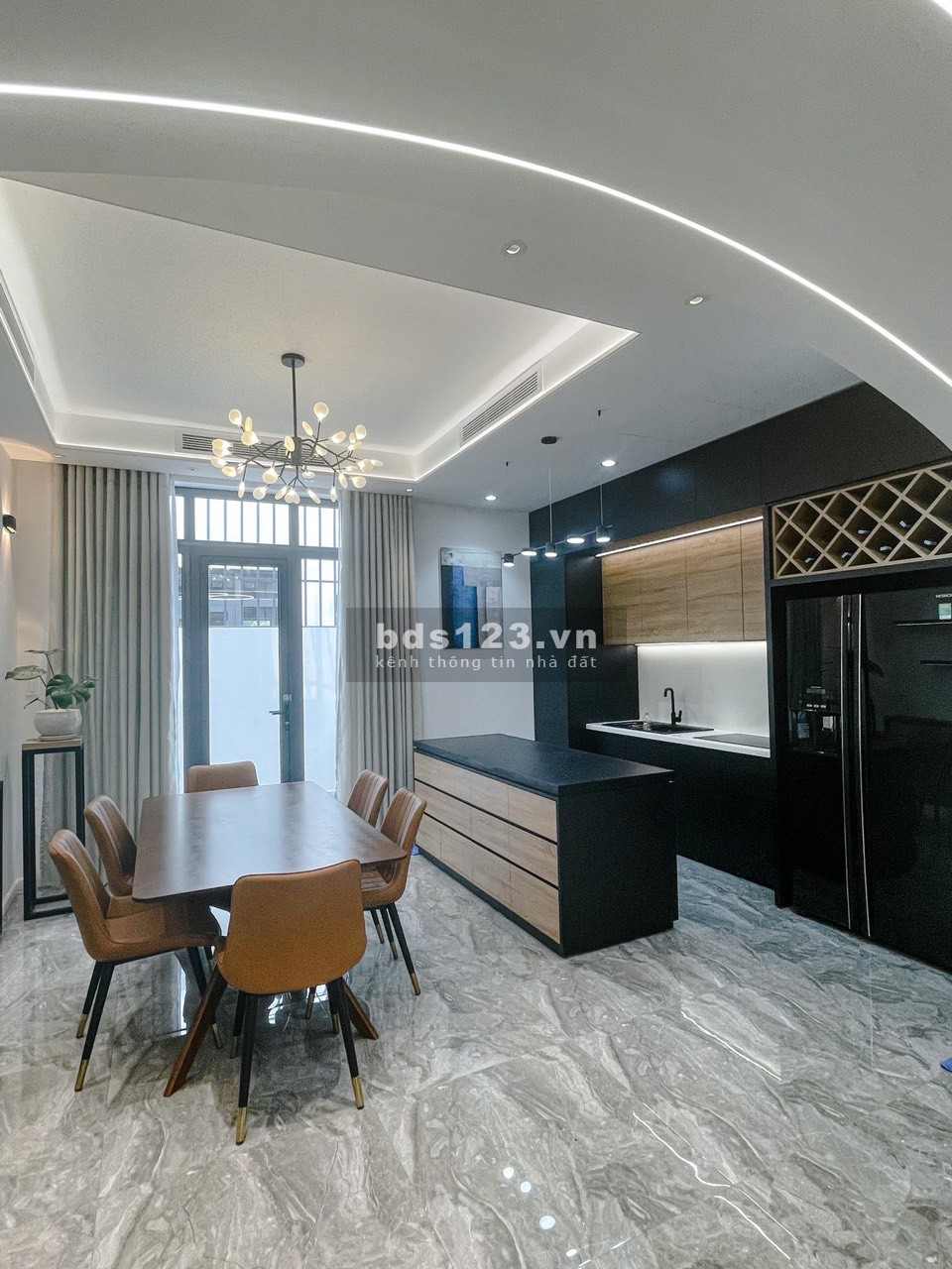 BIỆT THỰ 3 TẦNG FULL NỘI THẤT KHU DÂN CƯ LAVILA NHÀ BÈ, tiện ích nội khu, bảo vệ 24/24