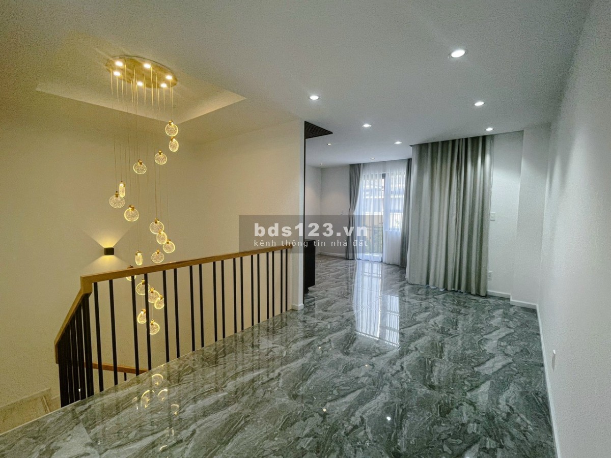 BIỆT THỰ 3 TẦNG FULL NỘI THẤT KHU DÂN CƯ LAVILA NHÀ BÈ, tiện ích nội khu, bảo vệ 24/24