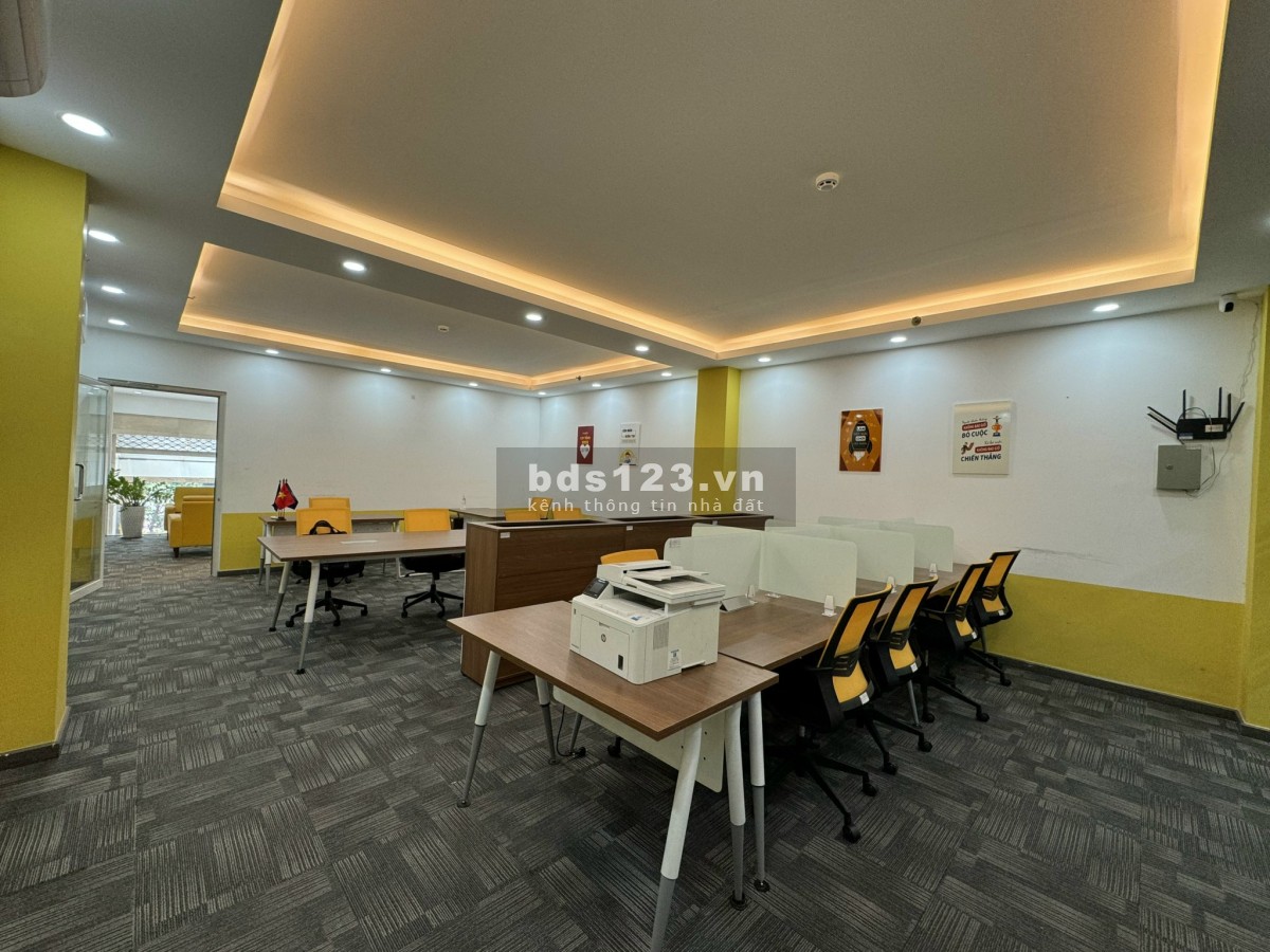 Cần cho thuê văn phòng quận 7 mặt tiền đường lớn 2 chiều số 633 Trần Xuân Soạn P. Tân Hưng Quận 7