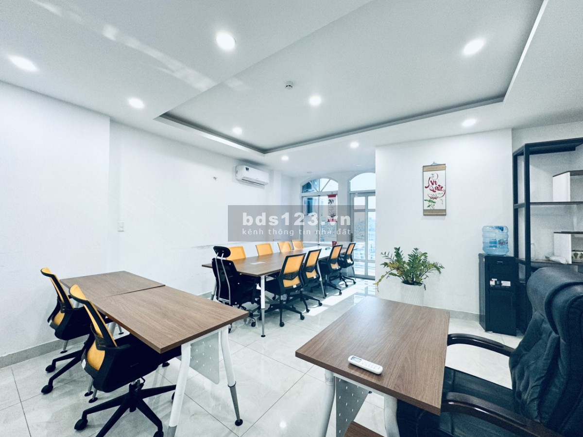 Cần cho thuê văn phòng quận 7 mặt tiền đường lớn 2 chiều số 633 Trần Xuân Soạn P. Tân Hưng Quận 7
