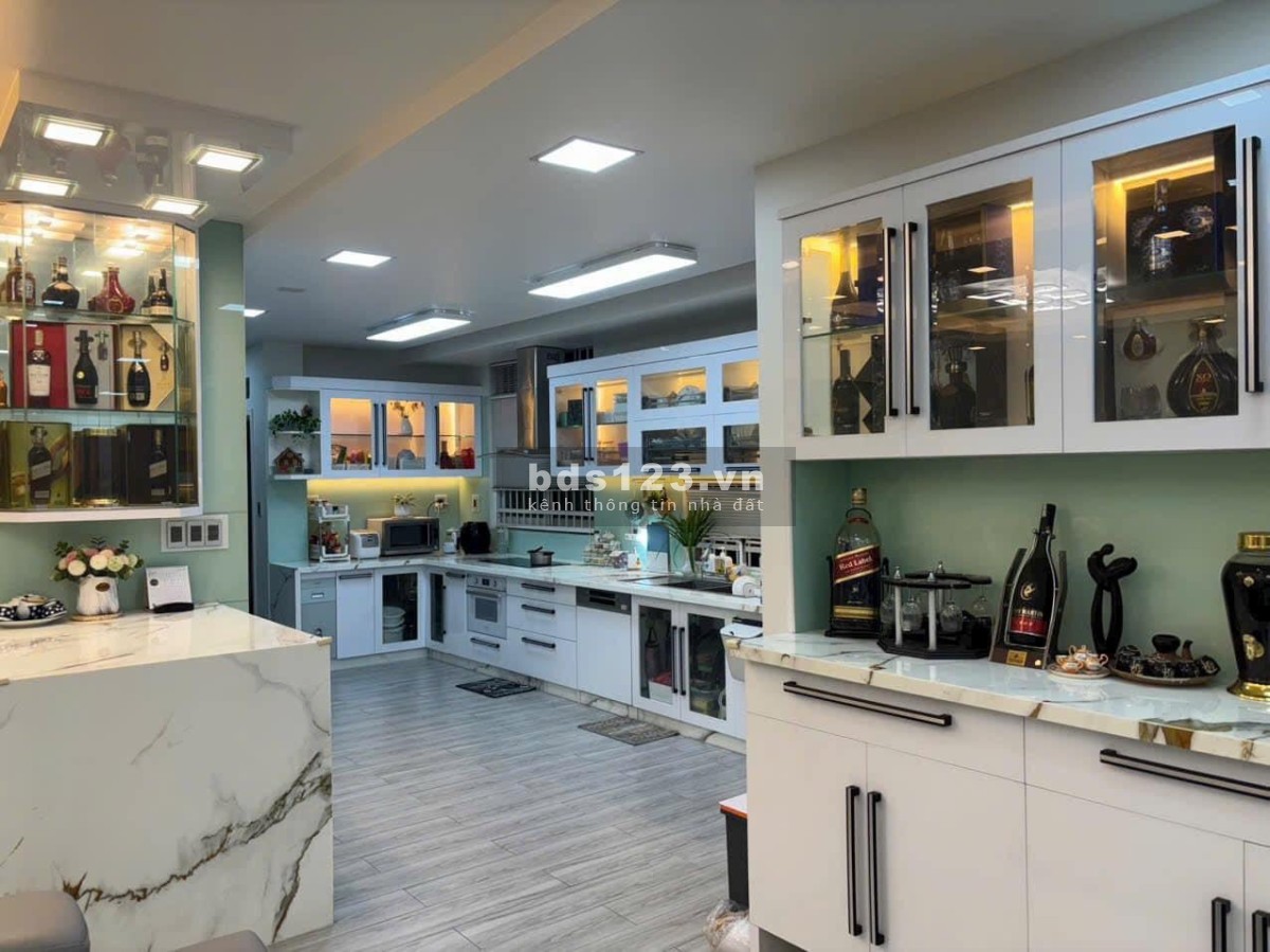 Cho thuê Chung Cư An Phú Đông - Q12 2pn, 2wc 173m2 10tr. Full nội thất
