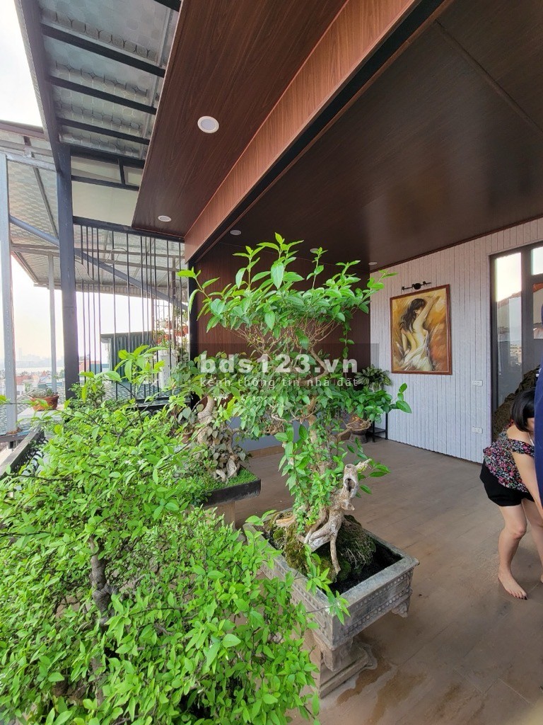 Bán nhà 7 tầng ở 28 Tứ Liên - Tây Hồ. Dt 42m2 giá chào 12.350 triệu