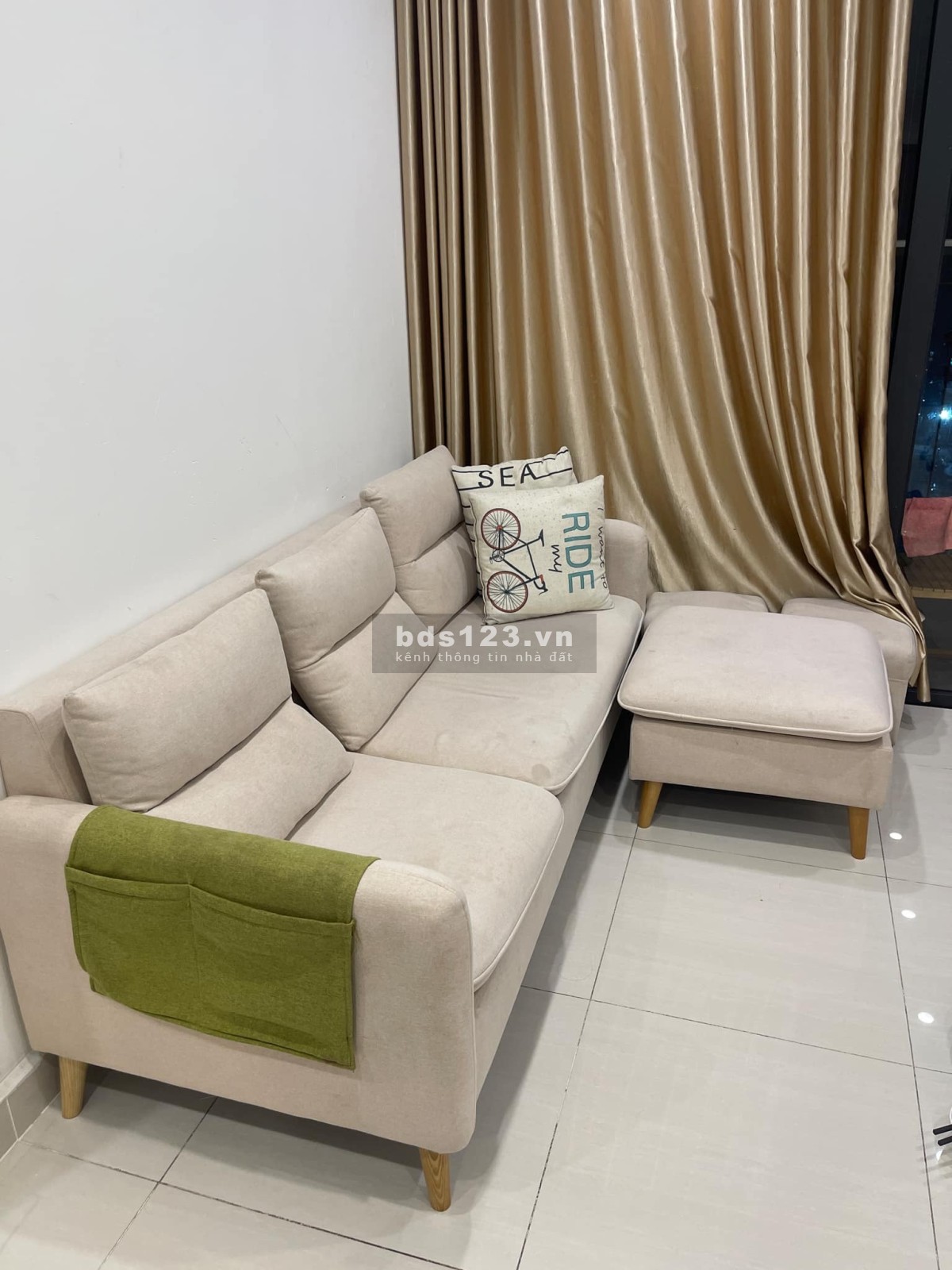 Cho thue can ho vinhomsmatcity 2N1VS 54M, đông nam, full đồ, giá 8,5 tr