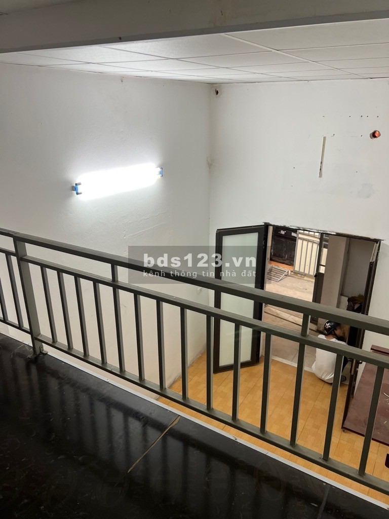 Bán đất Cổ Nhuế 35m2 Lô Góc nhỉnh 4 Tỷ nhà C4 Ngõ Thông khu đô thị Resco, dân cư đông đúc, sổ đẹp