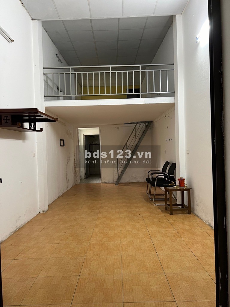 Bán đất Cổ Nhuế 35m2 Lô Góc nhỉnh 4 Tỷ nhà C4 Ngõ Thông khu đô thị Resco, dân cư đông đúc, sổ đẹp