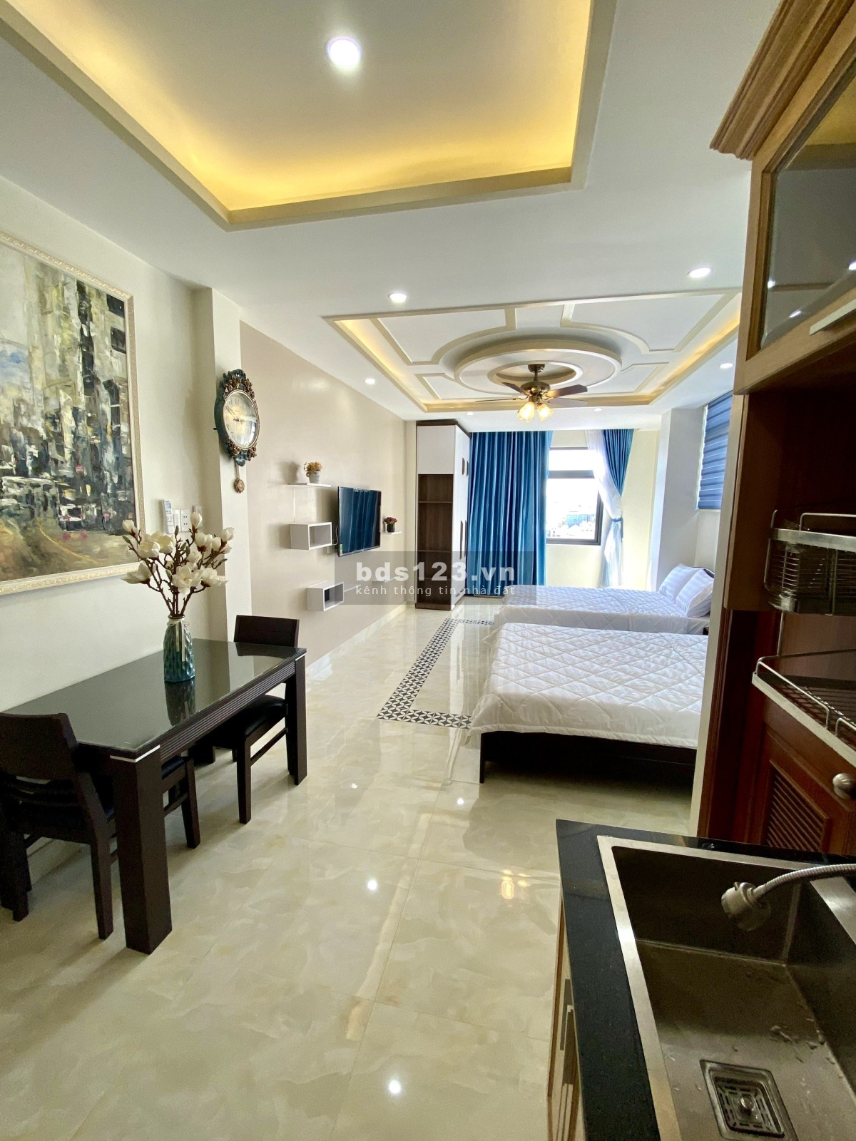 Hời quá hời! Bán lỗ ngộp nặng toà nhà Phan Xích Long sẵn thu nhập 200tr/tháng