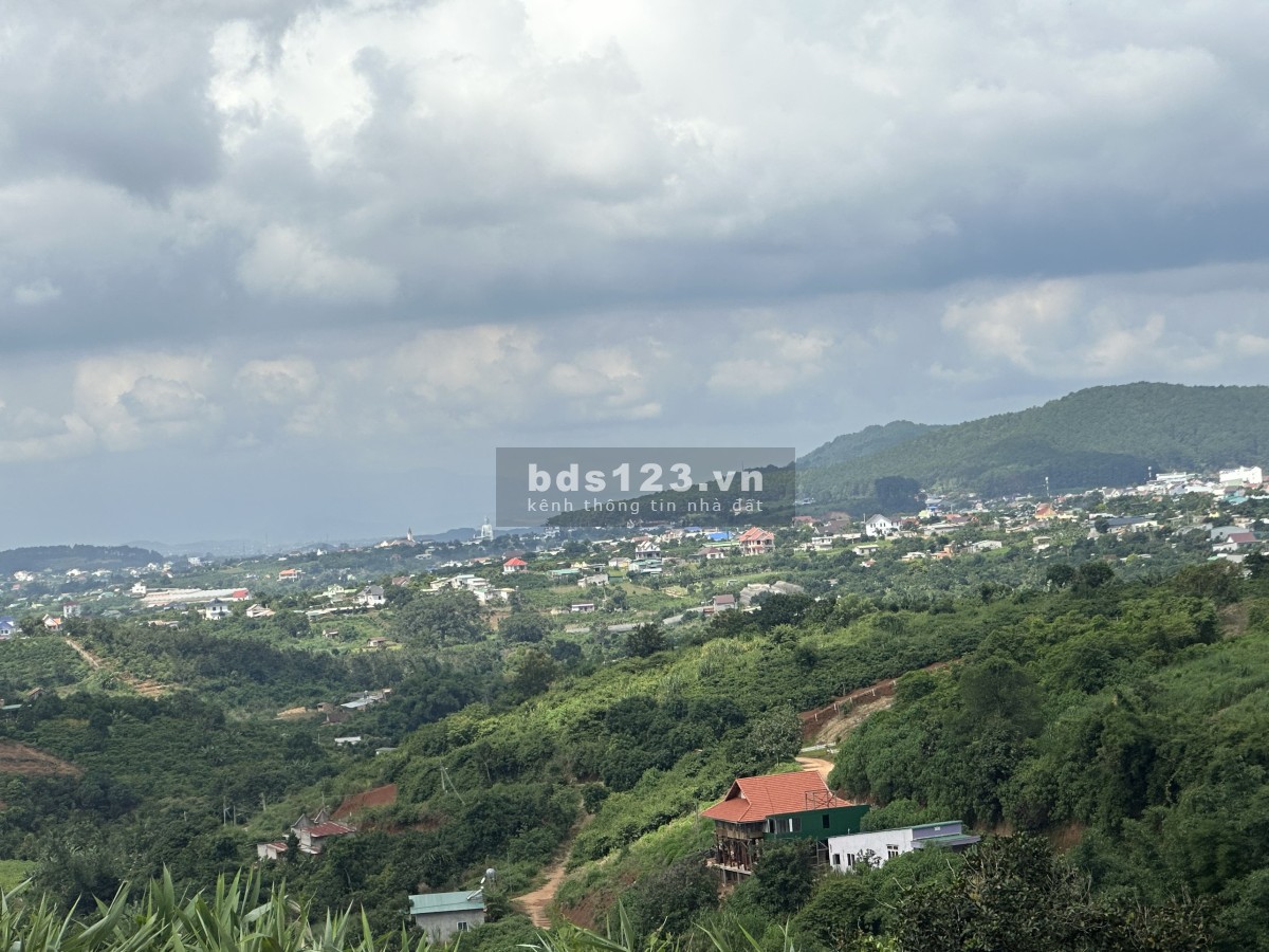 Gia đình mình cần bán lô đất vùng ven Đà Lạt