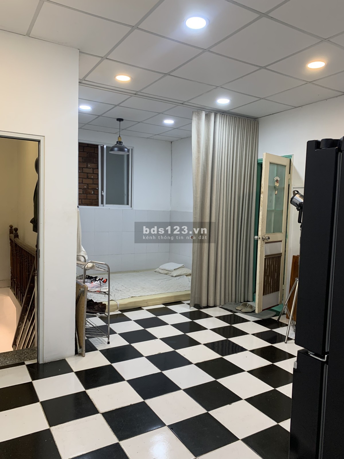 Bán nhà MT Nguyễn Hiền P4 Q3 (dạng chung cư, 1 trệt 1 lầu, 58 m2, đang cho thuê) . Giá 5,39 tỷ