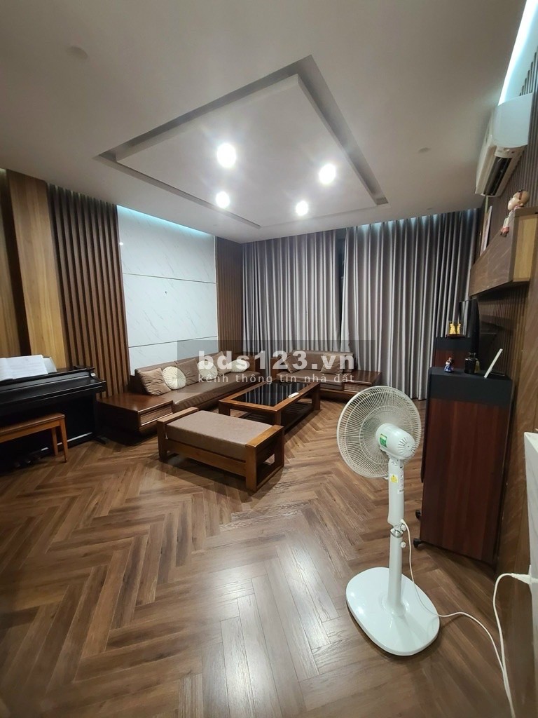 Chính chủ bán nhà 6 tầng mới xây tại Đống Đa
