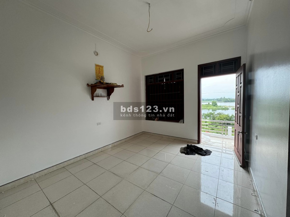 BÁN ĐẤT TẶNG NHÀ 3 TẦNG MẶT QL17, NGHĨA TRUNG, VIỆT YÊN - BẮC GIANG