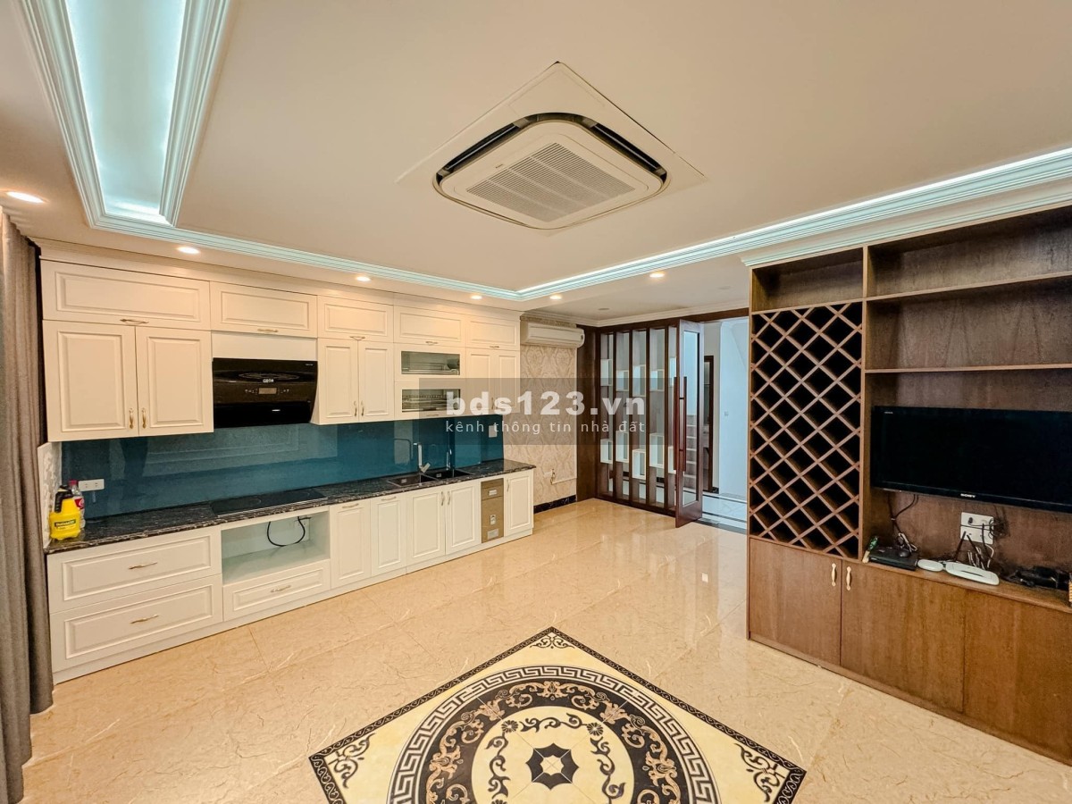 BÁN NHÀ CỰC ĐẸP DỊCH VỌNG - Ô TÔ 7 CHỖ VÀO TẬN CỬA -CHỈ 7,85 TỶ(CÓ THƯƠNG LƯỢNG)