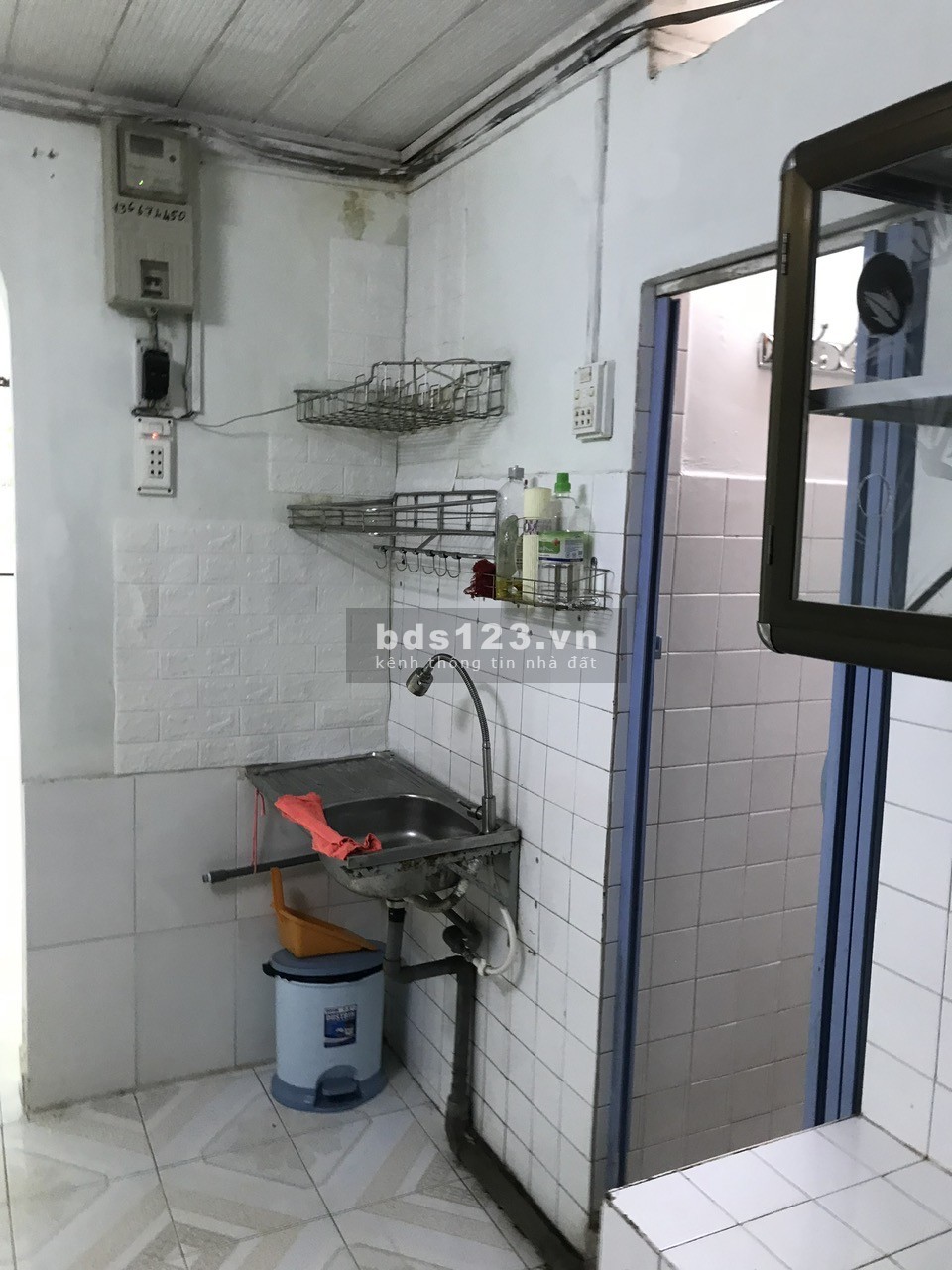 Cho thuê căn hộ lầu 1, lô 10, cư xá Thanh đa, Phường 27, Quận Bình thạnh. 3,7tr/Tháng.