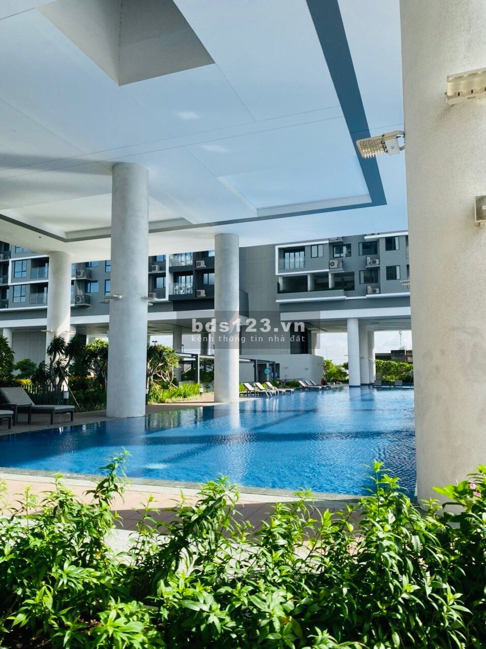 Chủ cần bán căn 2PN sân vườn, giá chỉ 6,7 tỷ (bao hết thuế phí và 5% sổ), LH tư vấn ngay 0334237251