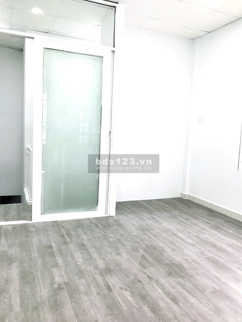 Q10 - XE HƠI TỚI NHÀ - 44M2 - 7.2 tỷ DÒNG TIỀN 15tr/th, 100M RA MẶT TIỀN