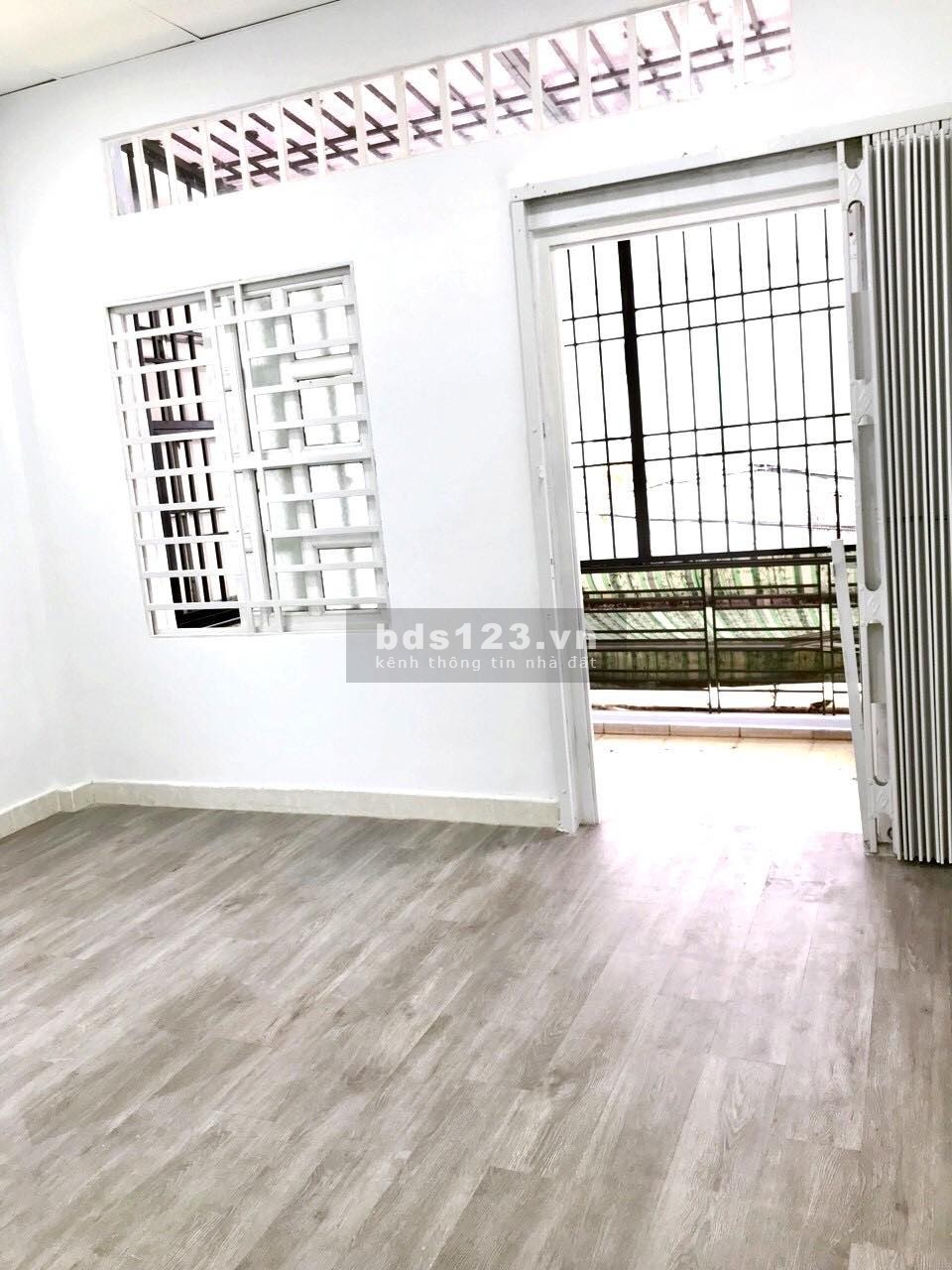 Q10 - XE HƠI TỚI NHÀ - 44M2 - 7.2 tỷ DÒNG TIỀN 15tr/th, 100M RA MẶT TIỀN