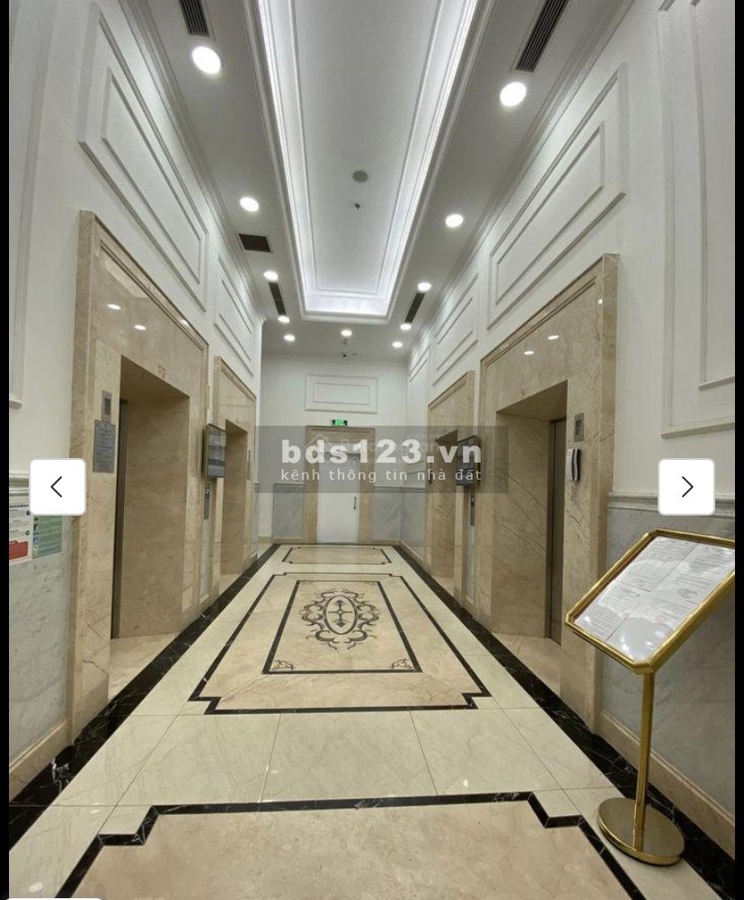 Cho thuê căn hộ 2 ngủ diện tích 83m² tòa Housinco Premium mặt đường Nguyễn Xiển giá tốt vào ở ngay.