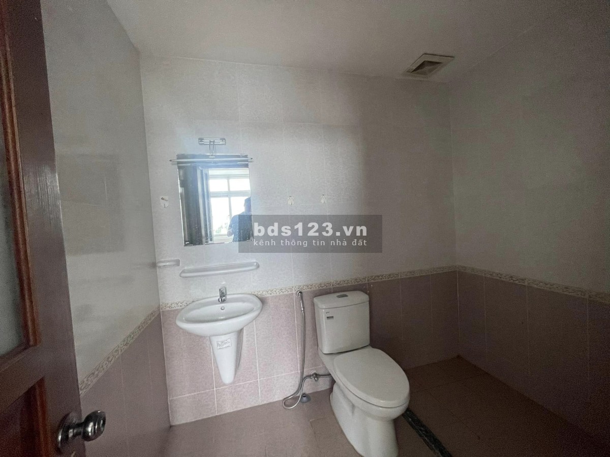 Chung cư Samland Airport, P1, Gò Vấp: 65m2, 2p ngủ, 2wc, NTCB, 10tr