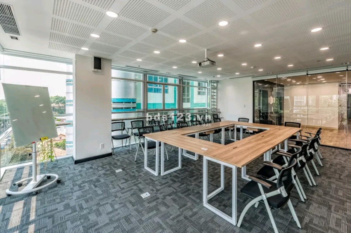 Bán tòa nhà 7 tầng đ.Phan Đăng Lưu, Q.Phú Nhuận, DT:10x22m, HĐ thuê 350tr/tháng-Giá 62 tỷ