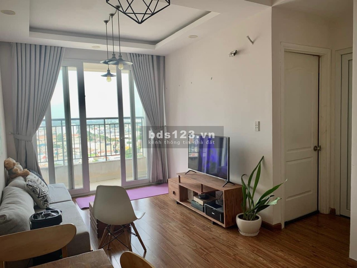 Cho thuê chung cư Res 11 - Quận 11 2pn 75m2 10tr5. Nội thất như hình