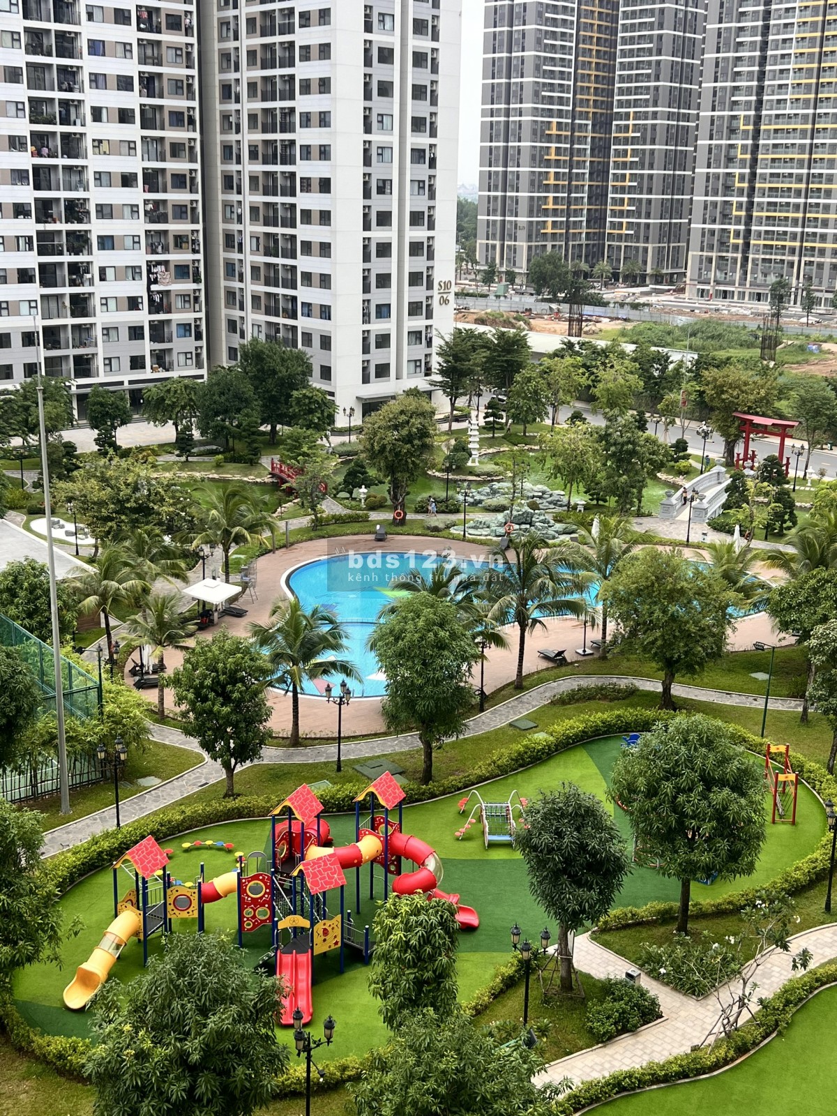 Căn hộ 2PN2WC 59m2 View Vườn Nhật, hồ bơi chỉ 2.7 tỷ (BTP) gốc 4.2 tỷ Origami Vinhomes Grand Park