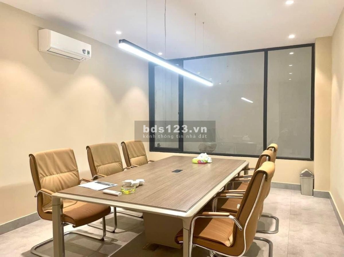 Bán nhà mặt phố Cổ Linh - Kinh Doanh, Cửa Hàng