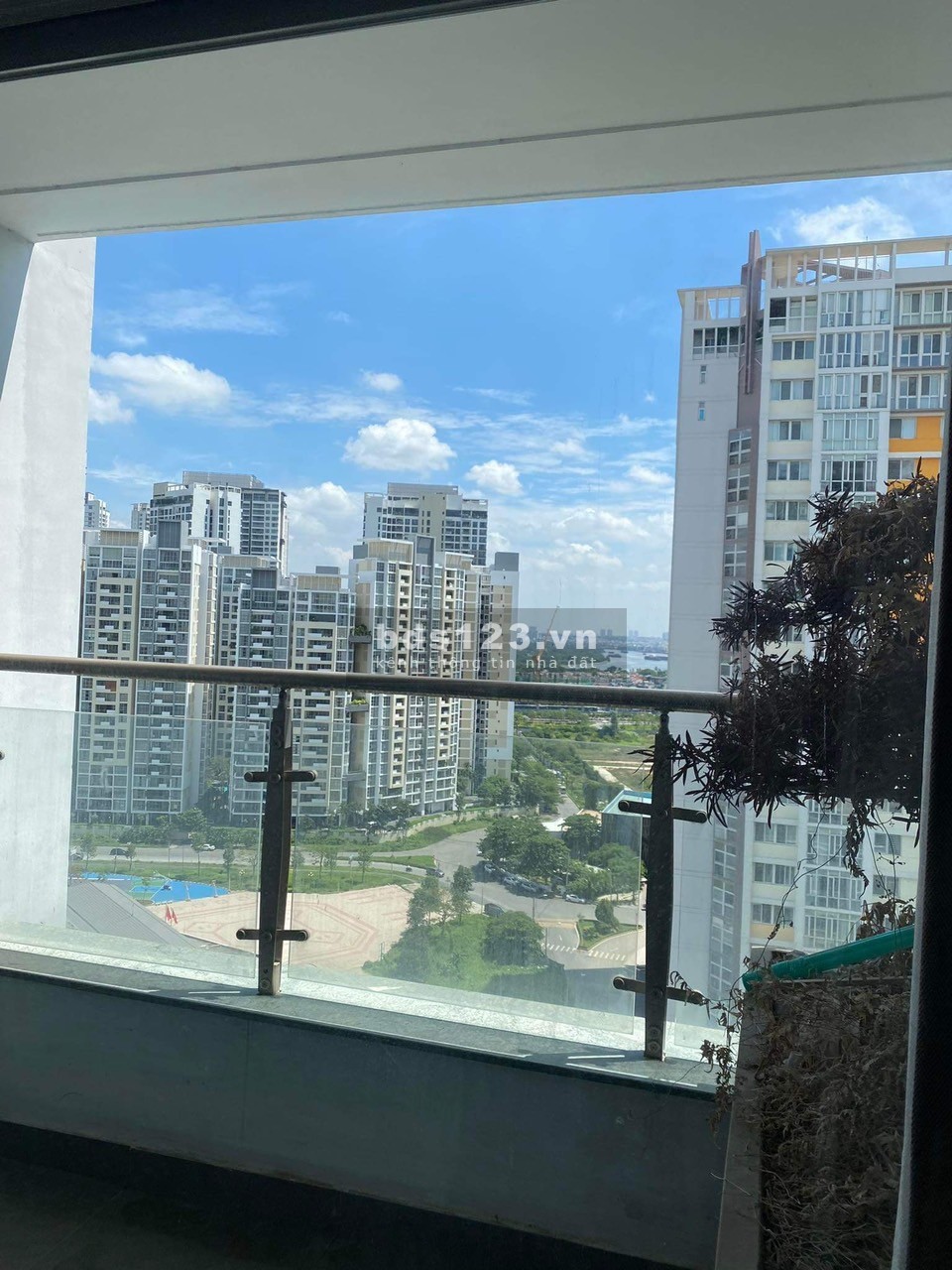 Giật mình với căn hộ 2PN rẻ nhất Quận 2 PetroVietNam LandMark, mặt tiền Mai Chí Thọ - Chỉ 3.7 tỉ.