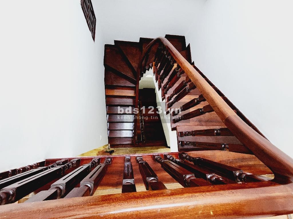 BÁN NHÀ MỚI XUÂN THUỶ 53M2 MẶT TIỀN 4.2M 4 TẦNG CHỈ 9.X TỶ (X TIỂU HỌC
