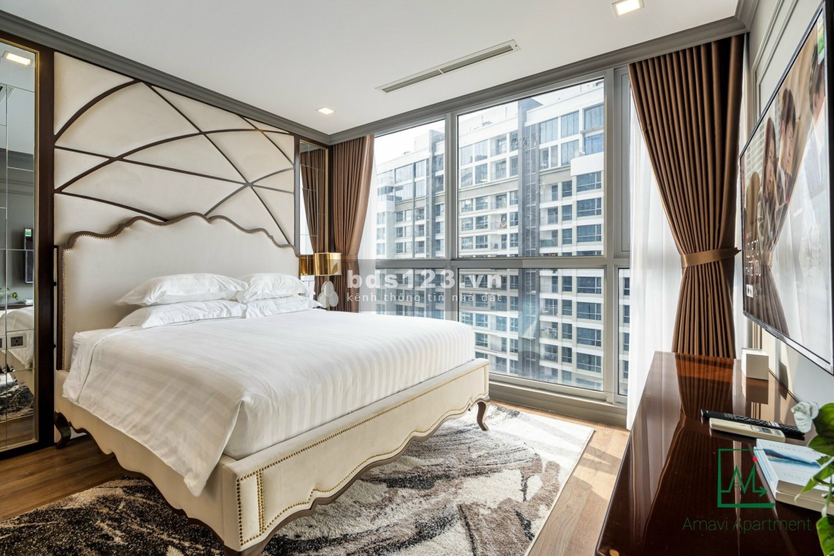 Penthouse Vinhomes Central Park Cho thuê View Pháo hoa Diện tích 160m2 Park 5 3PN 3WC