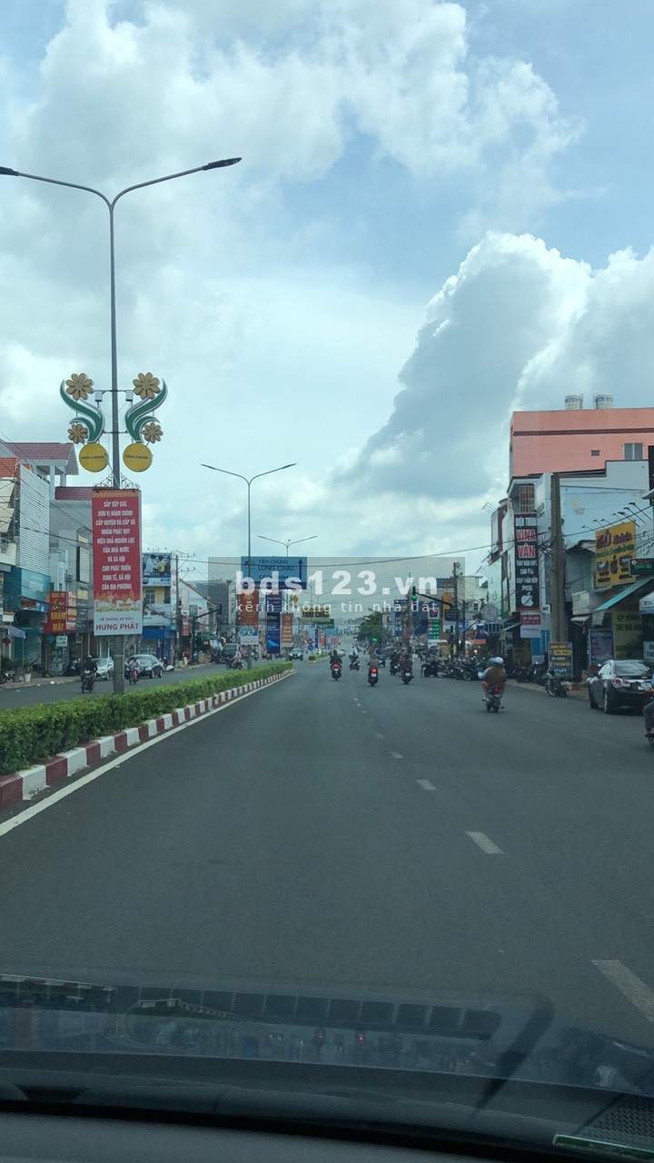 Bán rẻ sổ (50x26=1.300m2) full sổ riêng TC, giá 260tr/s sát trường chợ, 3 KCN
