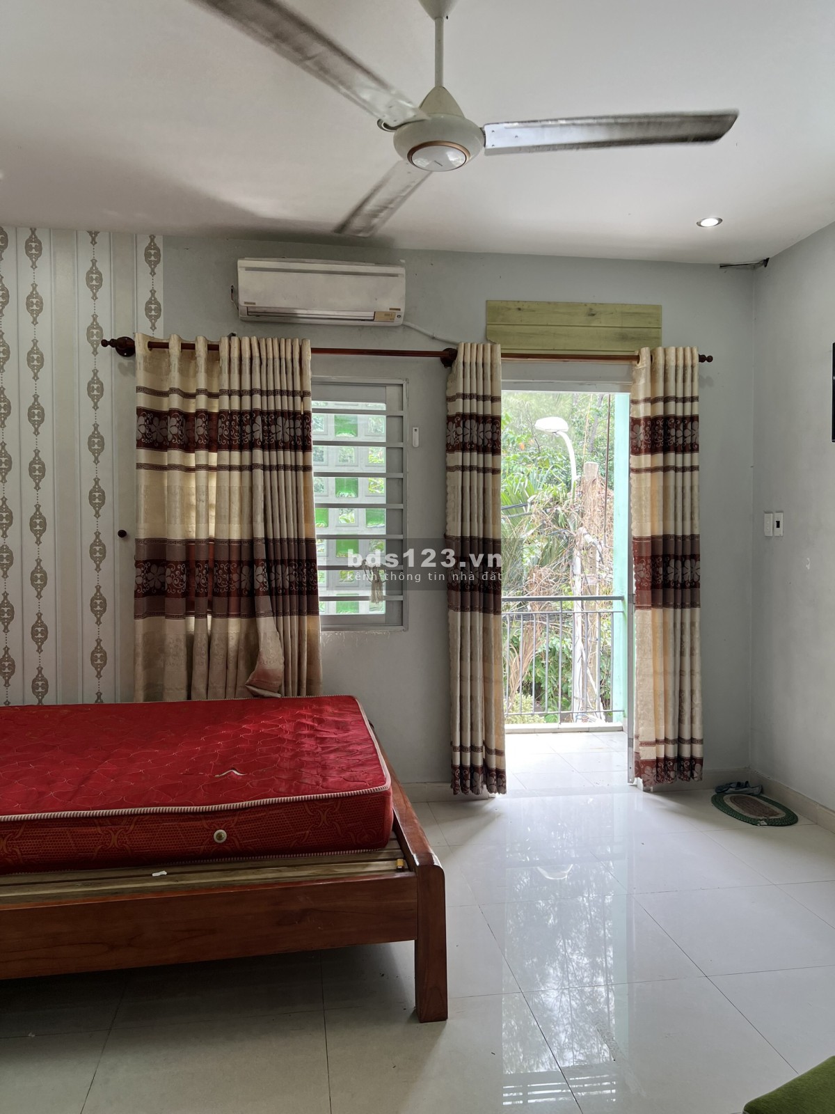 Phòng 35m2 - 3tr5, đầy đủ nội thất, KDC ÂP 5 PHONG PHÚ