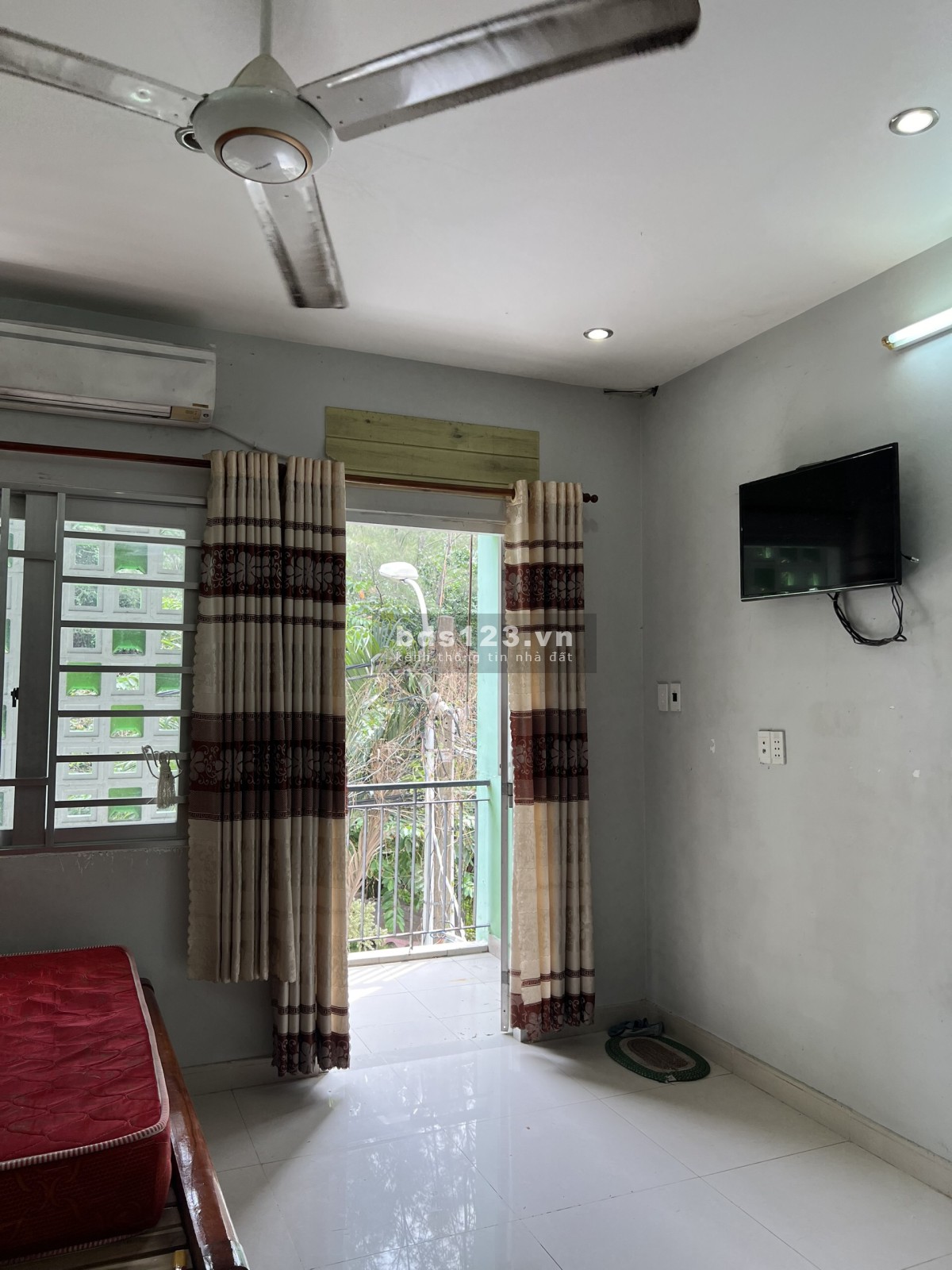 Phòng 35m2 - 3tr5, đầy đủ nội thất, KDC ÂP 5 PHONG PHÚ