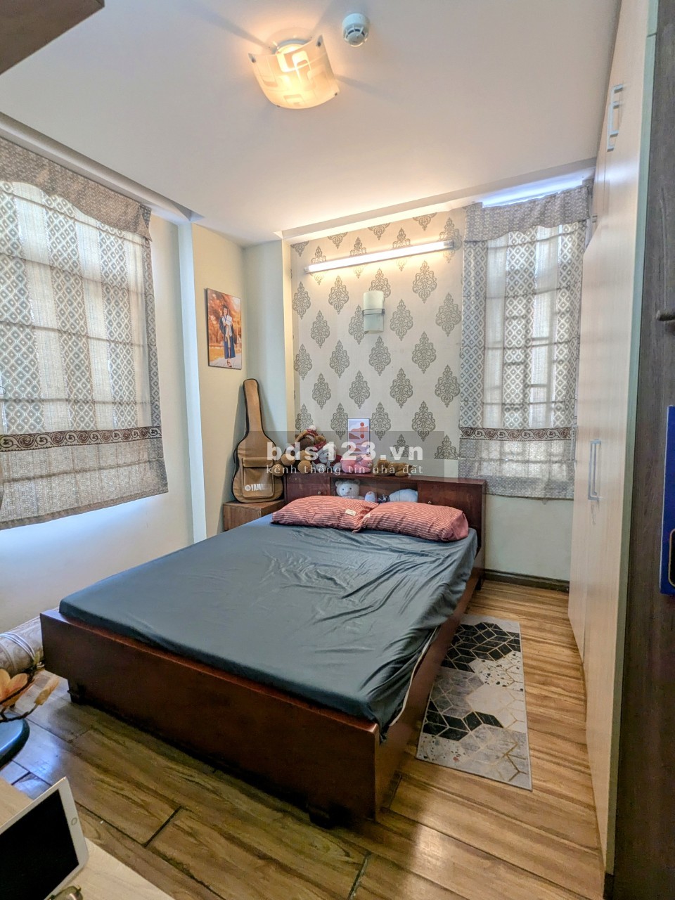 Cho thuê CHCC Phú Đạt, 3PN, căn góc DT 82m2; giá 11,5 tr/tháng