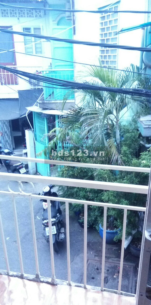 Nguyên căn riêng biệt, Bà Hom P13, quận 6, hẽm xe hơi tới nhà, điên nuoc gia nha nuoc