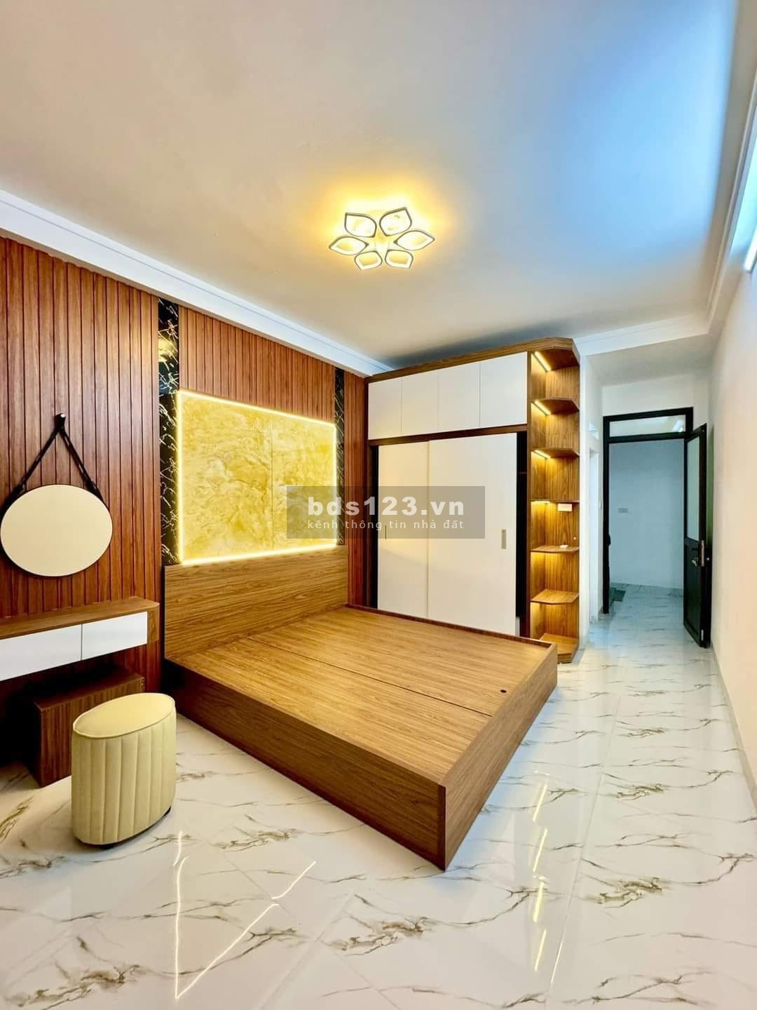 BÁN NHÀ KHU BẰNG B, 30m2, sổ đỏ chính chủ