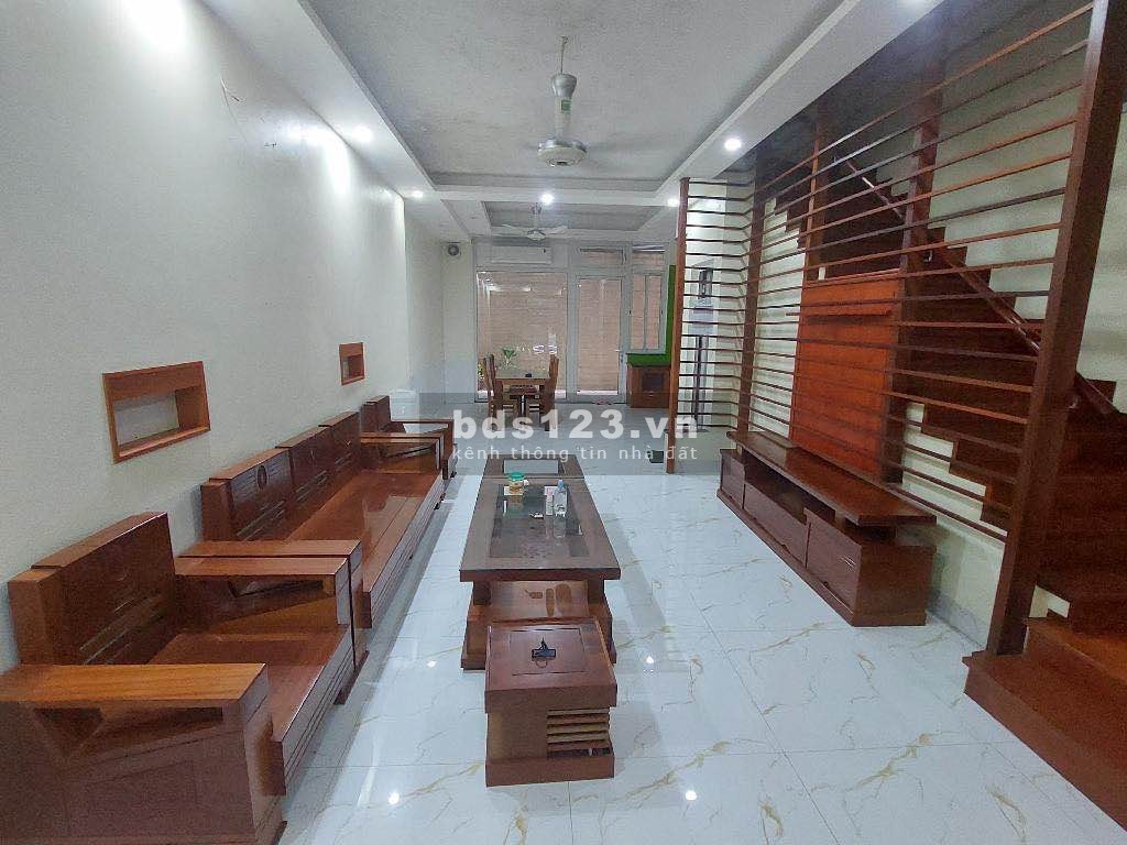 BÁN NHÀ PHỐ ĐỊNH CÔNG, 30m2, sổ đỏ chính chủ