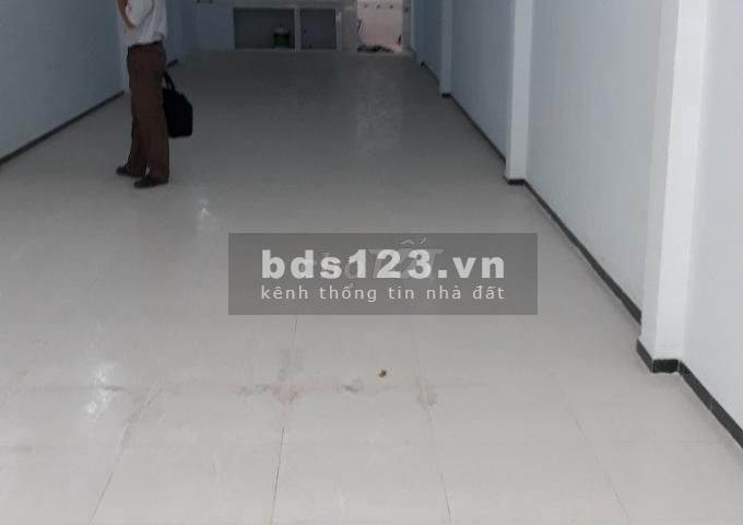 Cho thuê nhà nguyên căn mặt tiền đường nhựa Tỉnh Lộ 824 (TL830) Bến Lức Long An