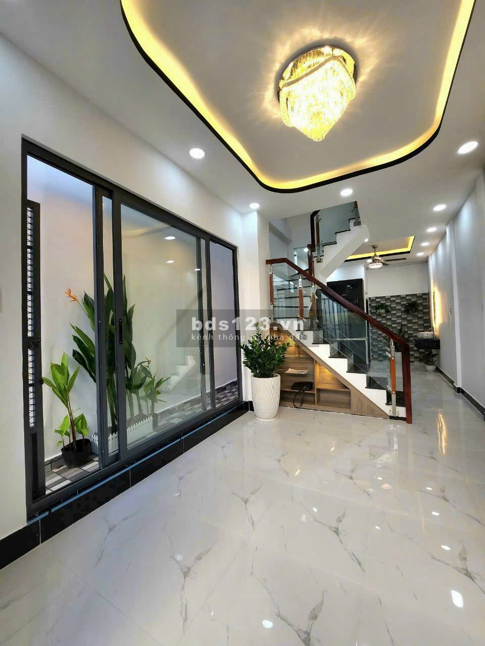 NHÀ ĐẸP VÀO Ở NGAY - HƯNG PHÚ - F8 - Q8 - 4,3T