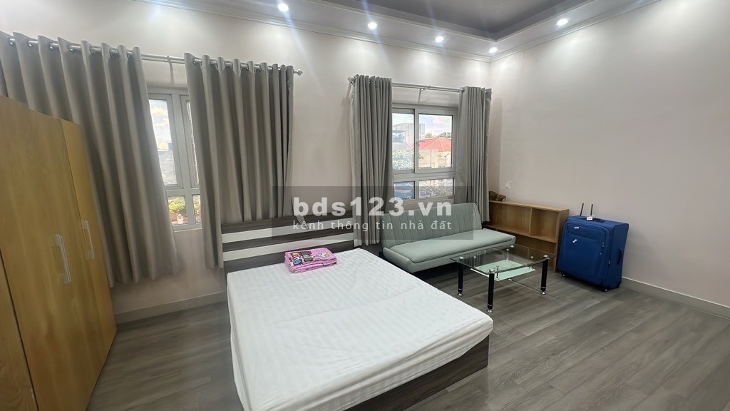 BÁN NHÀ MP NGHI TÀM, YÊN PHỤ, TÂY HỒ. KD SẦM UẤT- Ô TÔ TRÁNH ĐỖ NGÀY ĐÊM CHỈ 26,8 TỶ.