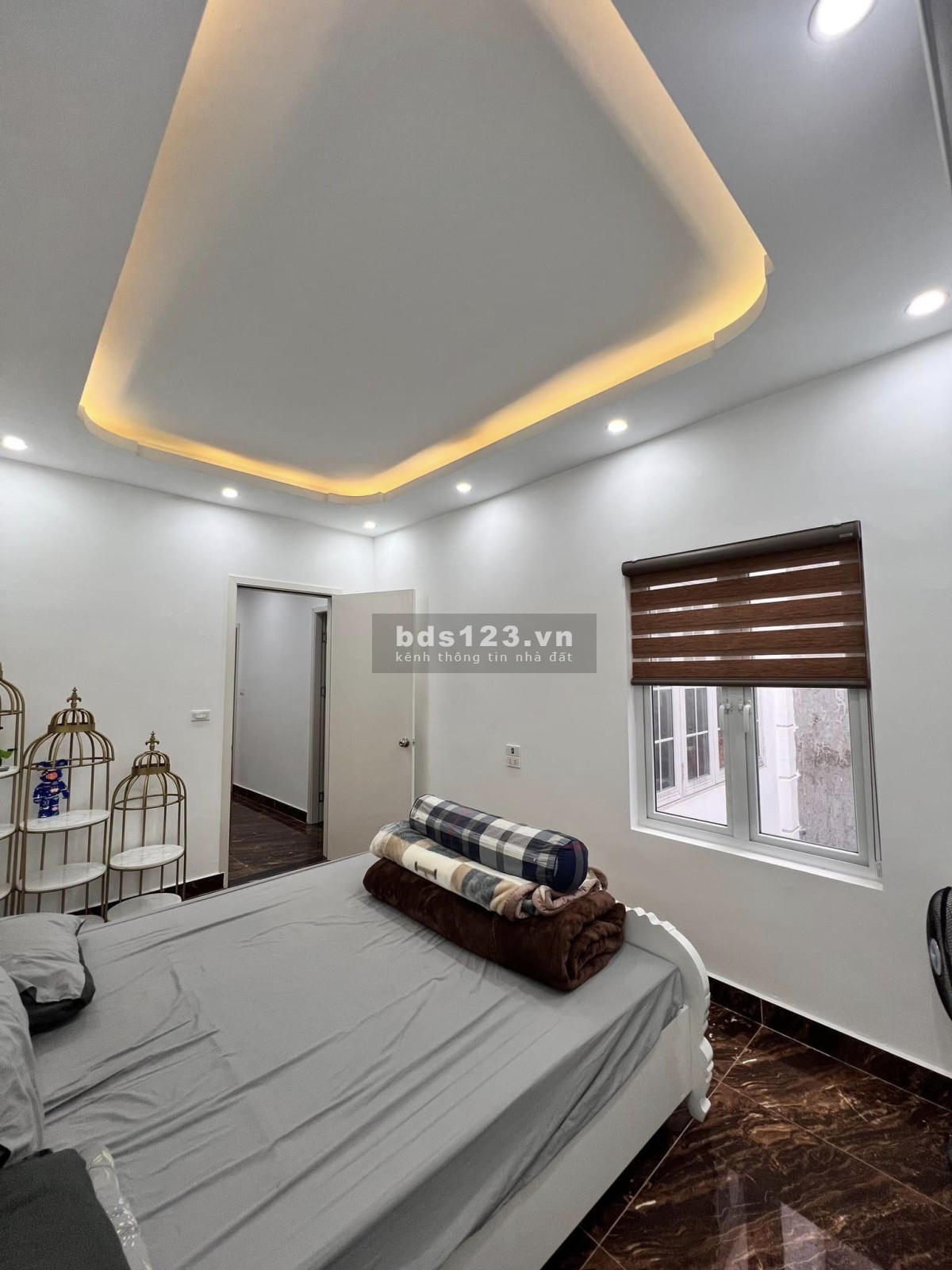 BÁN NHÀ NGÕ 155 CẦU GIẤY 48M2 NHÀ 4 TẦNG NẶT TIỀN 4M GIÁ CHỈ 10 TỶ